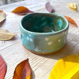 Green & blue blooms small stoneware bowl